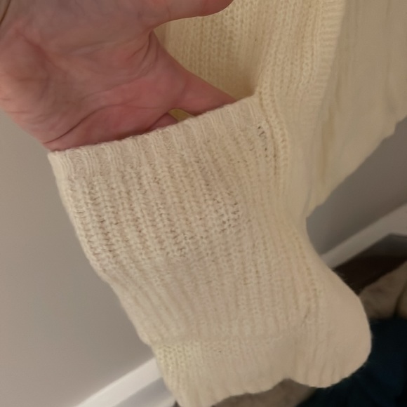 Cardigan - Picture 2 of 5